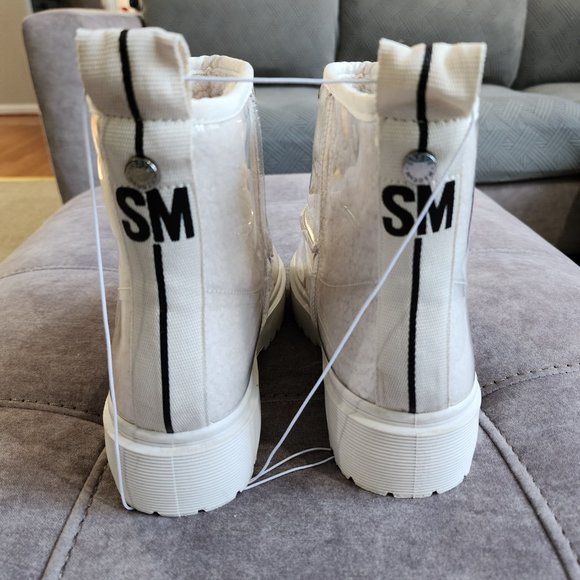 NEW Steve Madden Women's Off-White Darth Boucle Boots - Picture 3 of 7